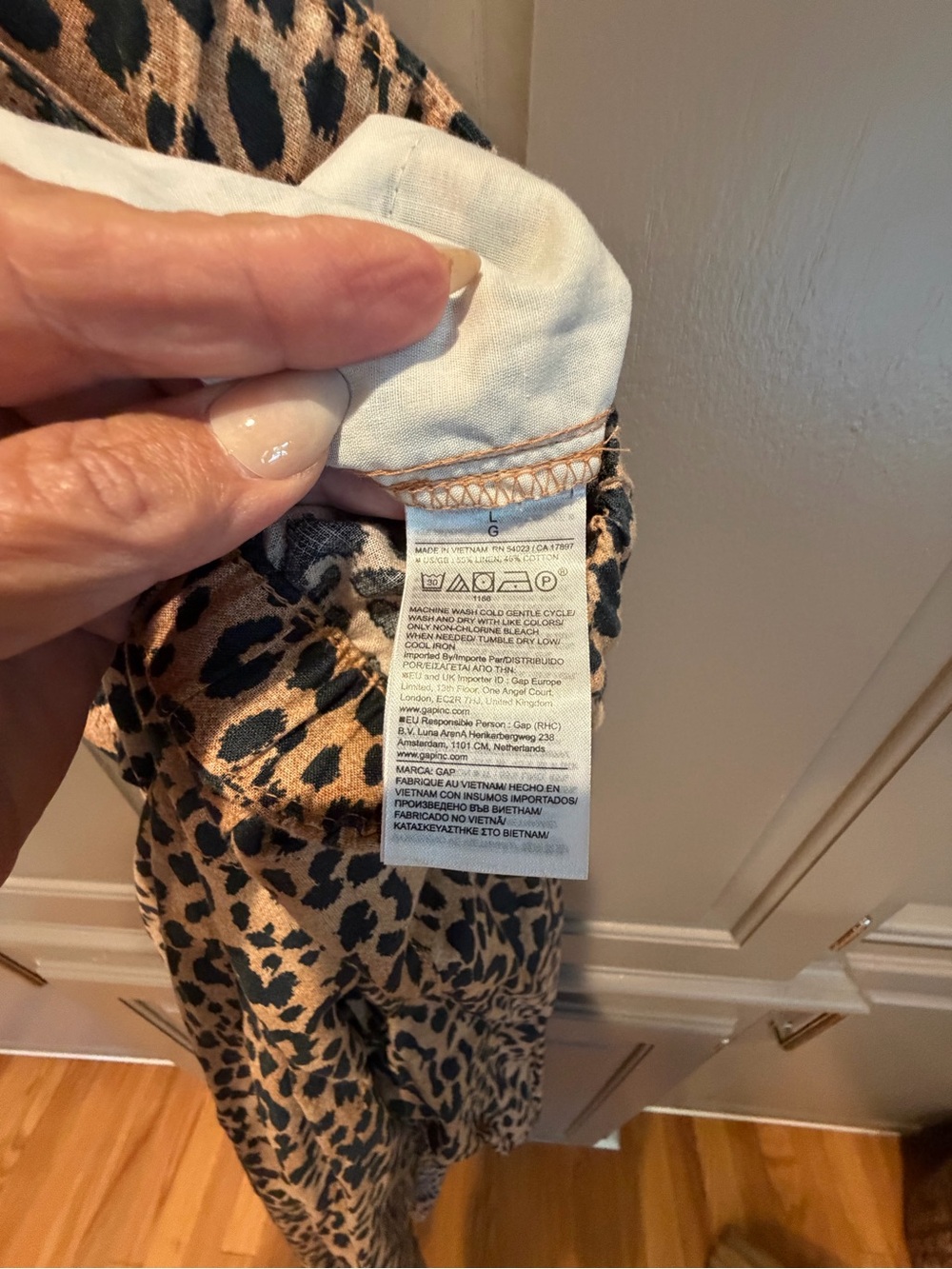 GAP Leopard Print Maxi Pants - Tan and Black - Picture 3 of 6